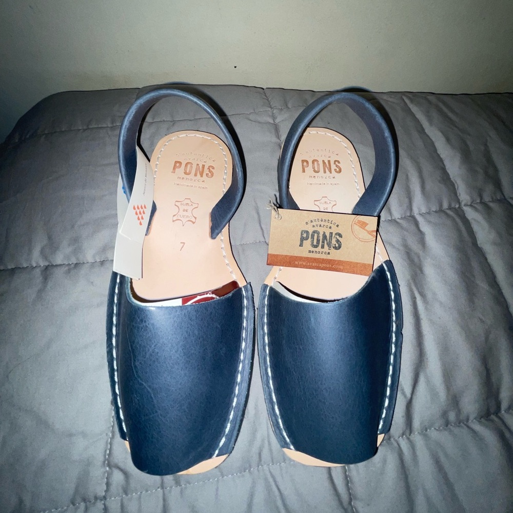Pons Sandals